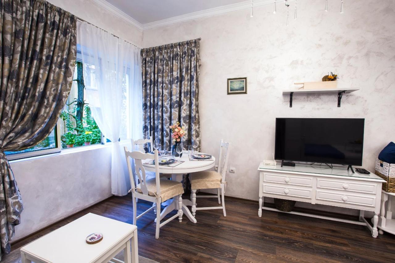 Center Designer 1 Minute To Ndk&vitosha By Flat Mаnager Apartament Sofia